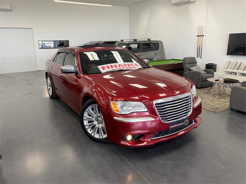 >2012 CHRYSLER 300 4D SEDAN LIMITED MY12