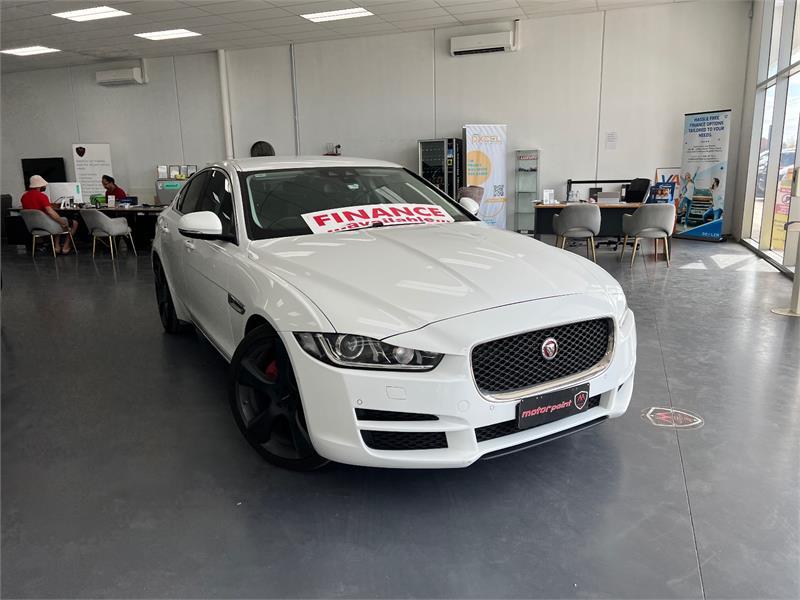 >2016 JAGUAR XE 4D SEDAN 20d R-SPORT MY17